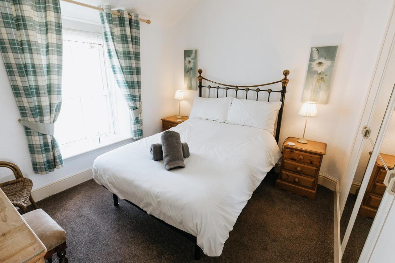 Willow Cottage - Cost 3 Bed Cottage In Penrhyn Bay With Sea Views With Access To Snowdonia Рос-он-Сі Екстер'єр фото